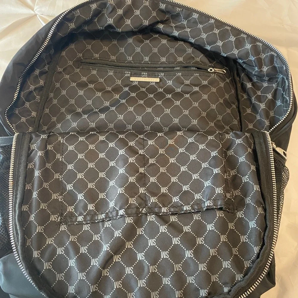 Steve Madden Black Nylon Quilted Backpack Ruched Straps SM‎ Logo Utility Bag